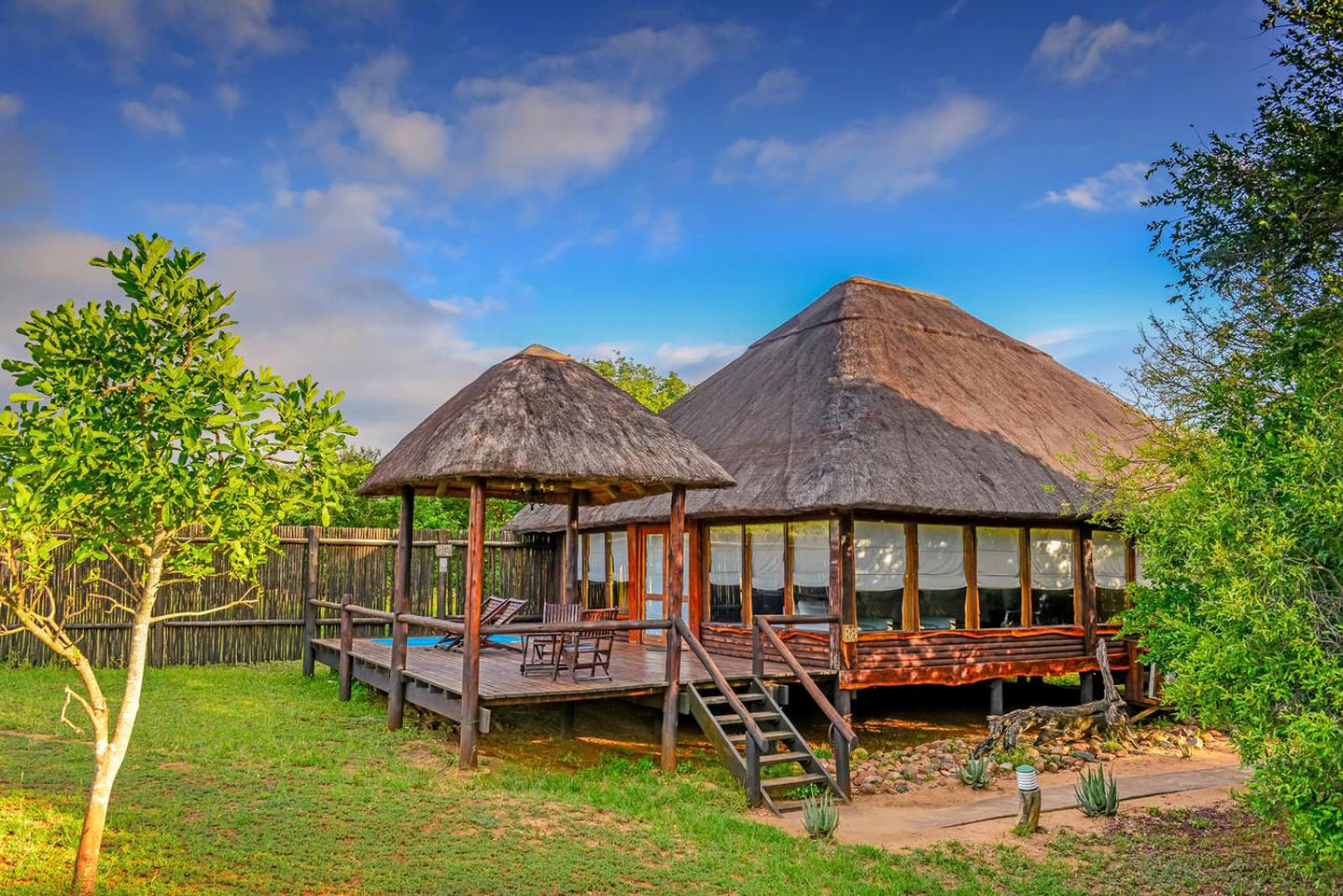 Luxurious Romantic Safari Suite in Makutsi Game Reserve, South Africa