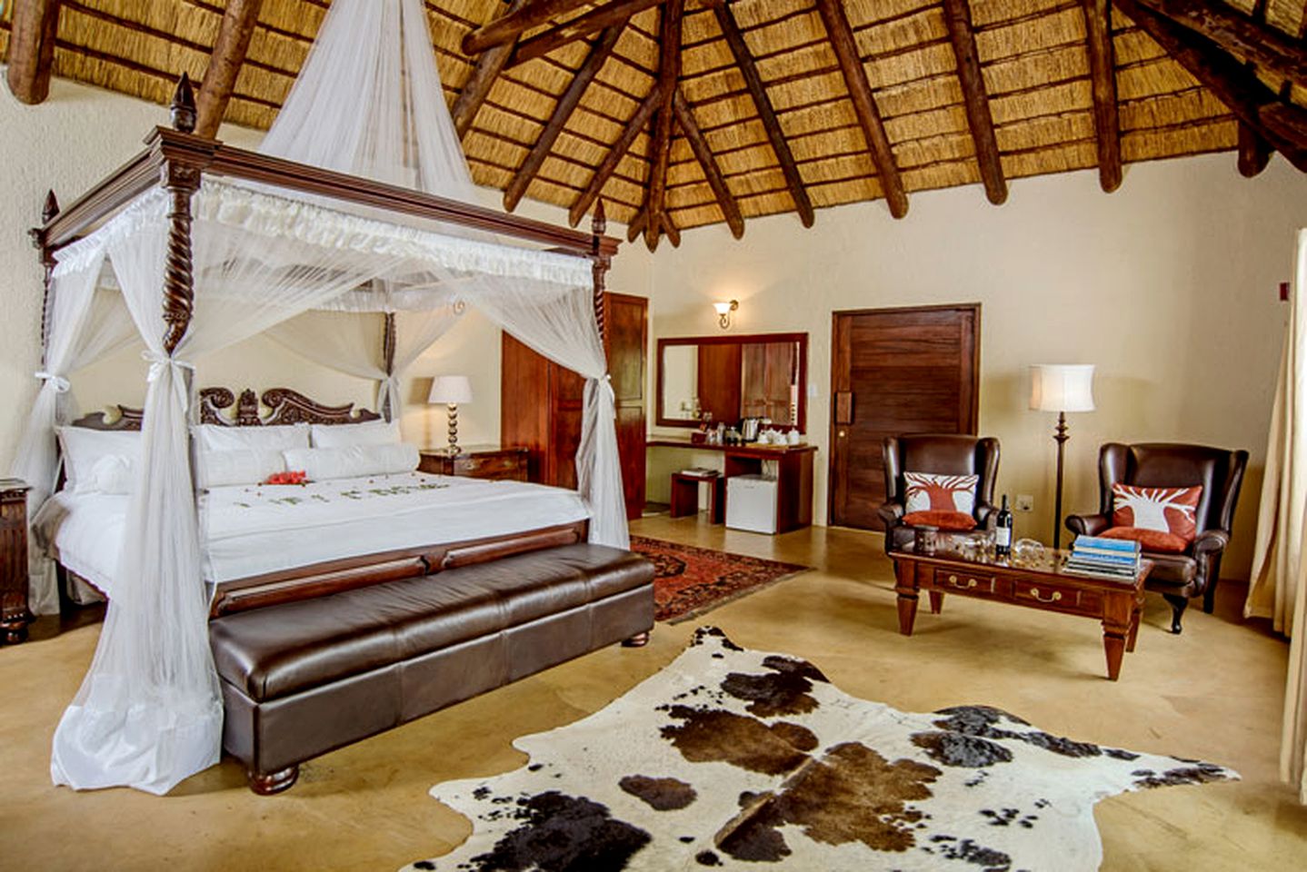 Luxury Safari Honeymoon Suite with Pool and Outdoor Shower in Limpopo South Africa