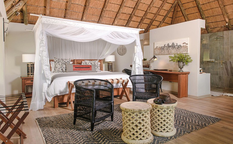 Luxury Lodge Rental with Pool in Hoedspruit, South Africa | Cottages (Hoedspruit, Limpopo, South Africa)