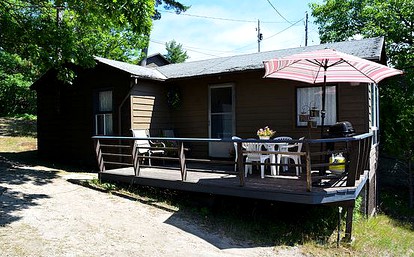 Bayside Cottage Rental with Kayaks Available near Massasauga Provincial Park, Ontario photo 4