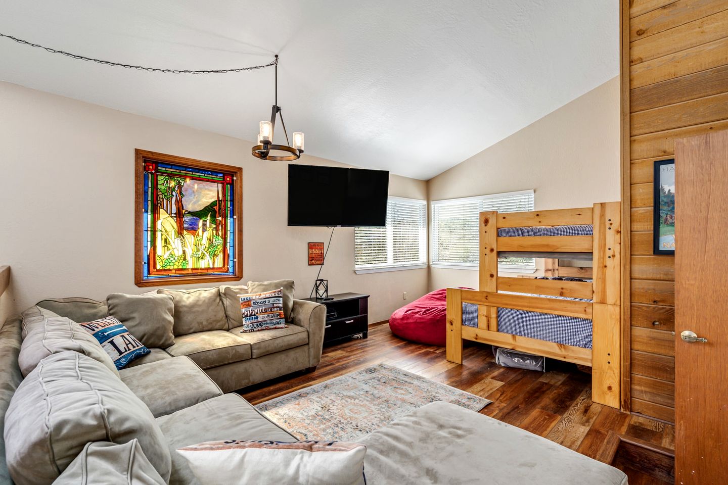 Pet-Friendly Cabin with Beautiful Outdoor Living in California