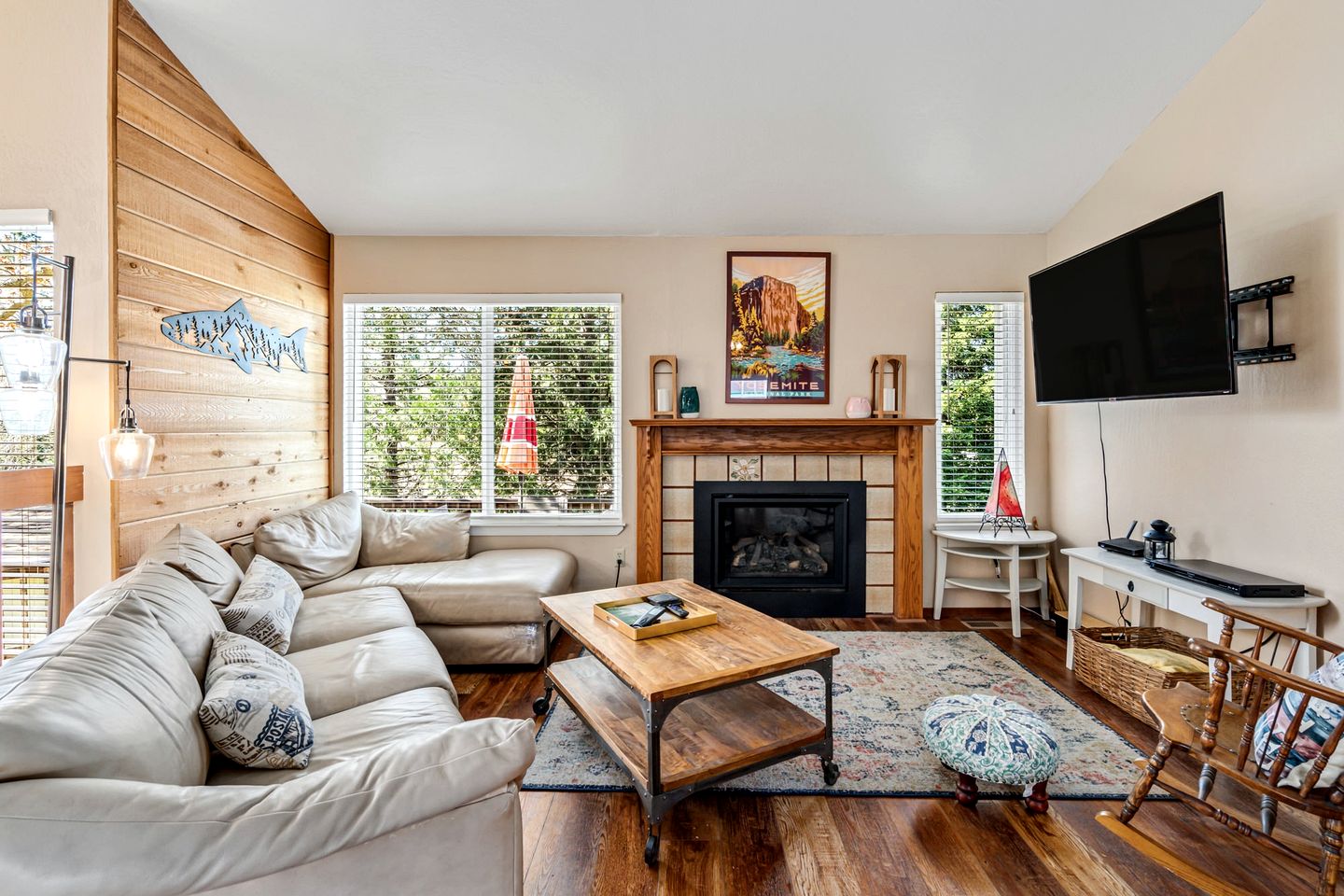 Pet-Friendly Cabin with Beautiful Outdoor Living in California