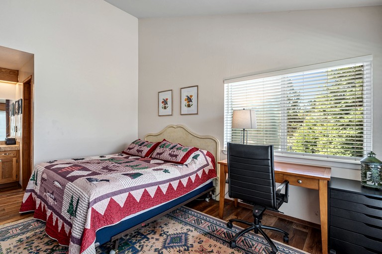 Cabins (United States of America, Groveland, California)