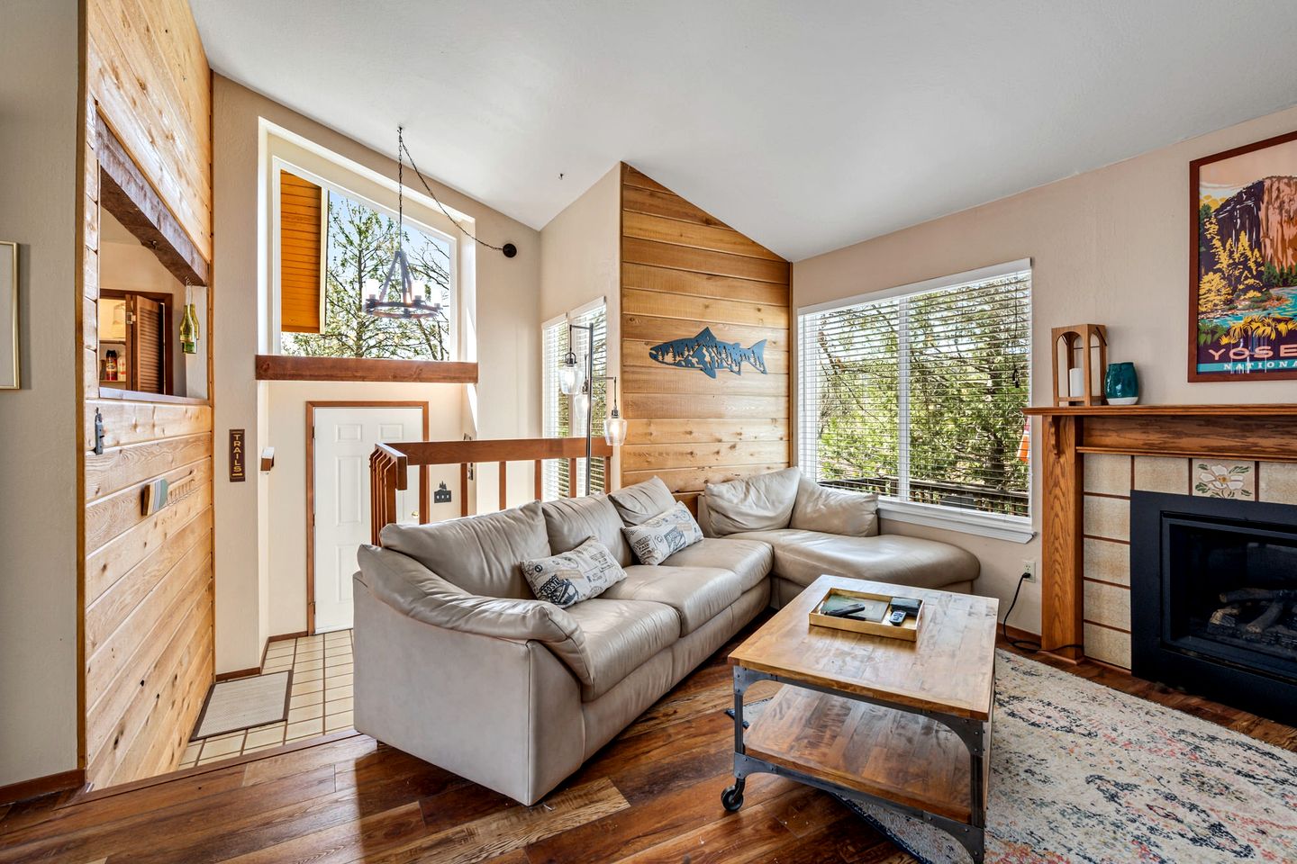 Pet-Friendly Cabin with Beautiful Outdoor Living in California