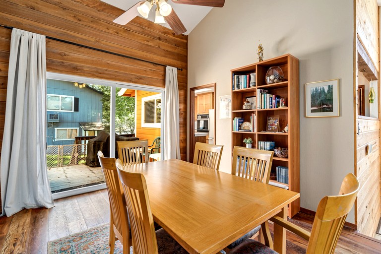 Cabins (United States of America, Groveland, California)