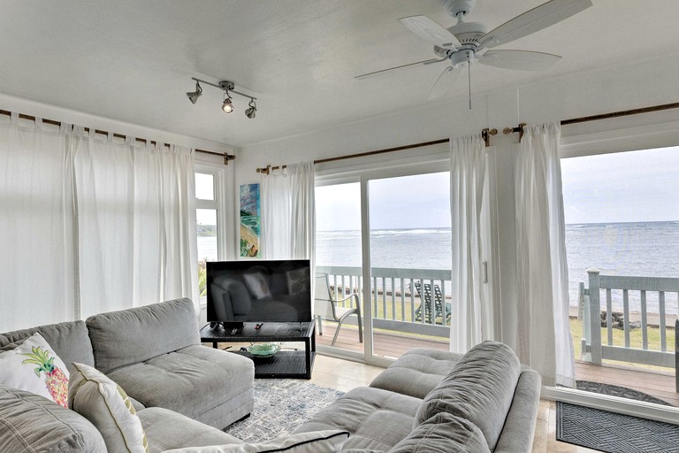 Beach Houses (United States of America, Anahola , Hawaii)