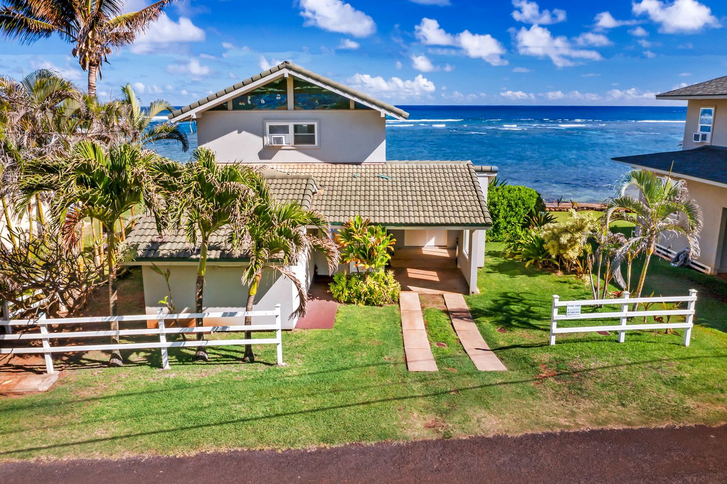 Chic Beach House with Incredible Views Perfect for Water Sports in Anahola, Hawaii