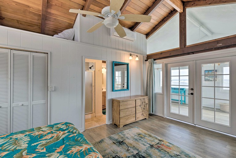 Beach Houses (United States of America, Anahola , Hawaii)