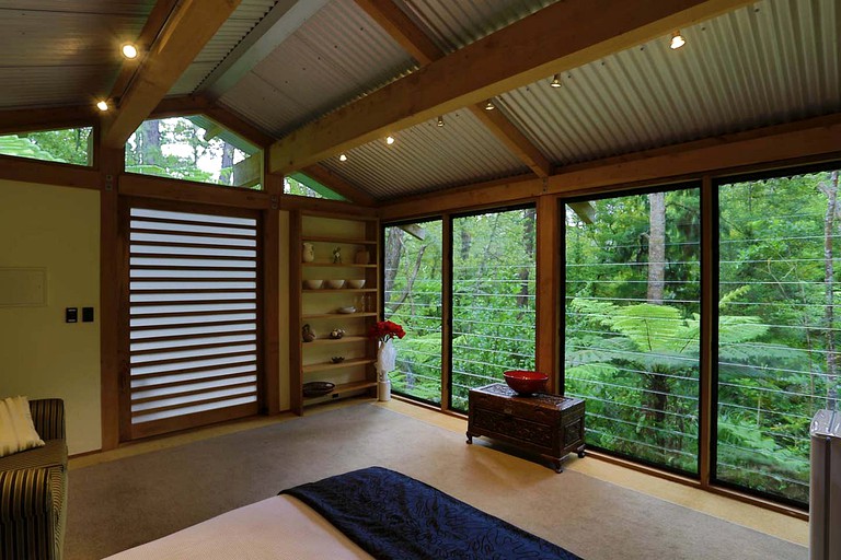 Cabins (Titirangi, North Island, New Zealand)