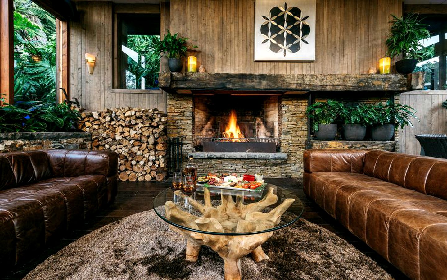 Luxury Lodge Rental with Saltwater Pool for Group Holiday in Palm Beach, Waiheke Island