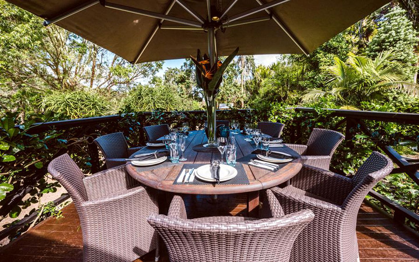 Luxury Lodge Rental with Saltwater Pool for Group Holiday in Palm Beach, Waiheke Island