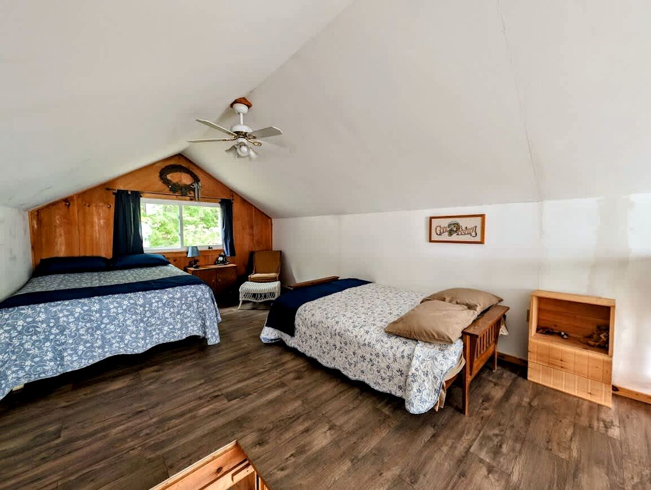Stunning Waterfront Cabin on Flanders Pond for an Amazing Family Adventure in Sullivan, Maine
