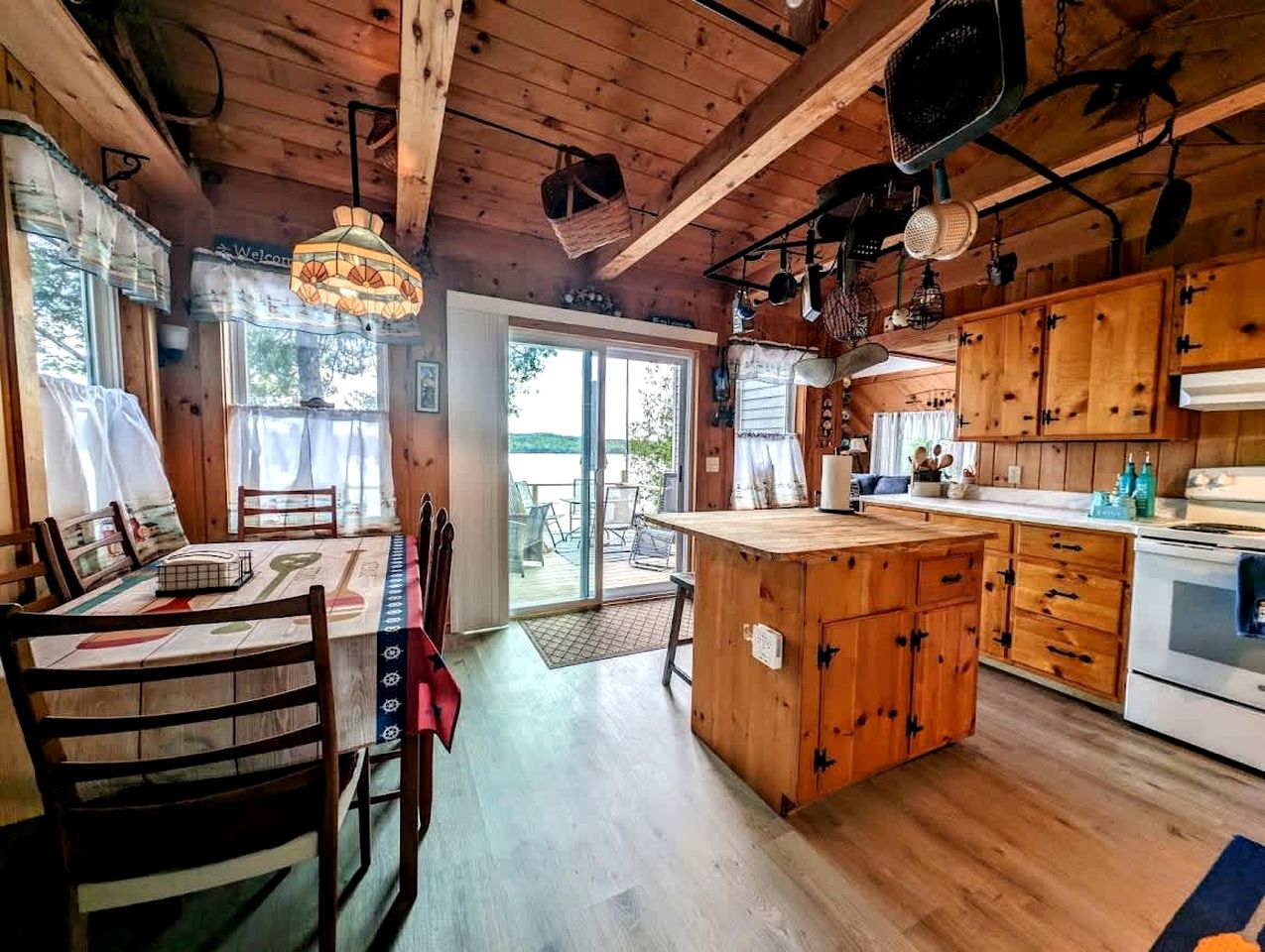 Stunning Waterfront Cabin on Flanders Pond for an Amazing Family Adventure in Sullivan, Maine