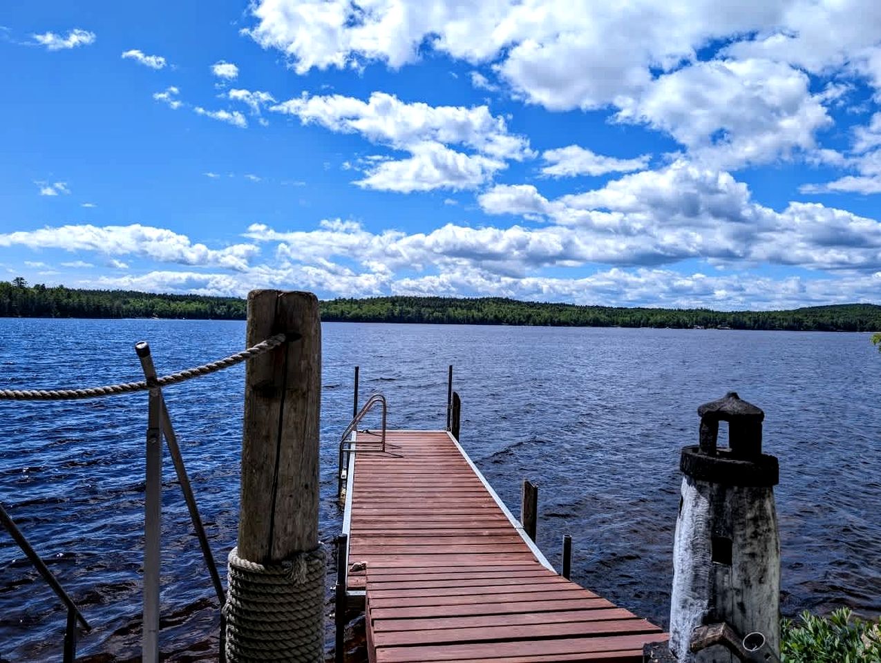 Stunning Waterfront Cabin on Flanders Pond for an Amazing Family Adventure in Sullivan, Maine
