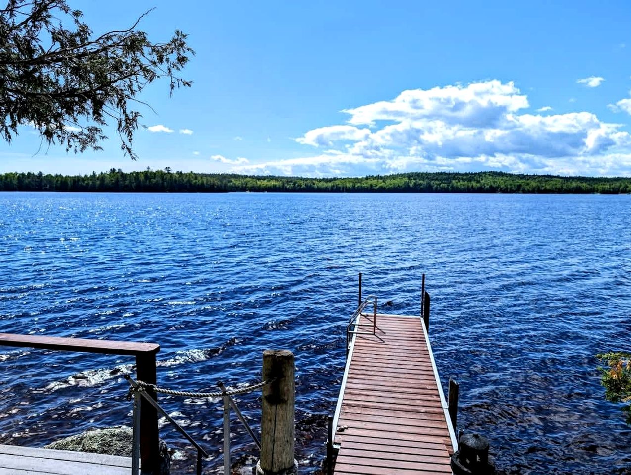 Stunning Waterfront Cabin on Flanders Pond for an Amazing Family Adventure in Sullivan, Maine