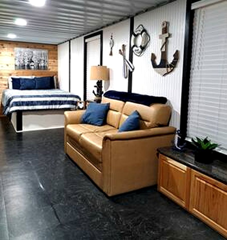 Quaint Lakefront Cabin Incredible for Water and Outdoor Adventures in Texas