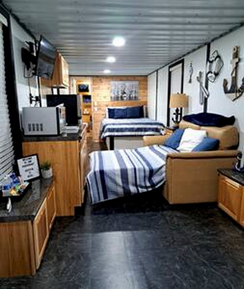 Quaint Lakefront Cabin Incredible for Water and Outdoor Adventures in Texas