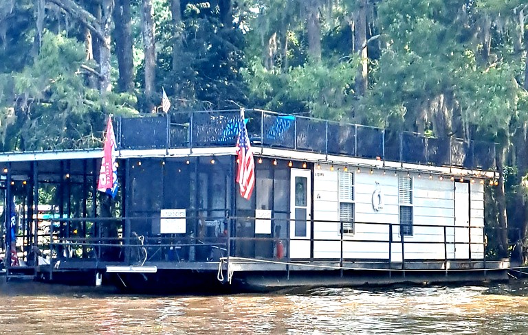 Quaint Lakefront Cabin Incredible for Water and Outdoor Adventures in Texas