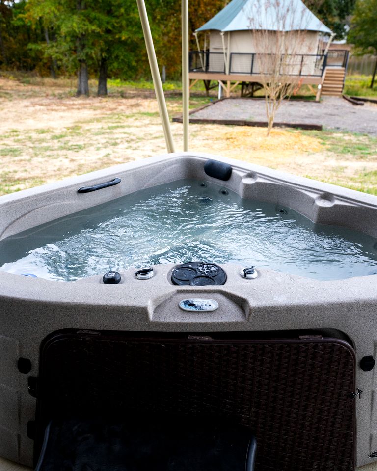 Romantic Safari Tent with Grill and Hot Tub in Cedar Bluff, Alabama