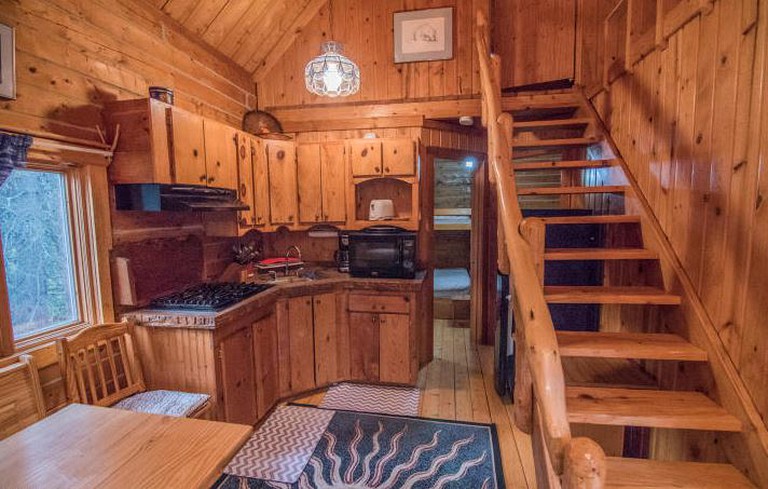 Log Cabins (Sterling, Alaska, United States)