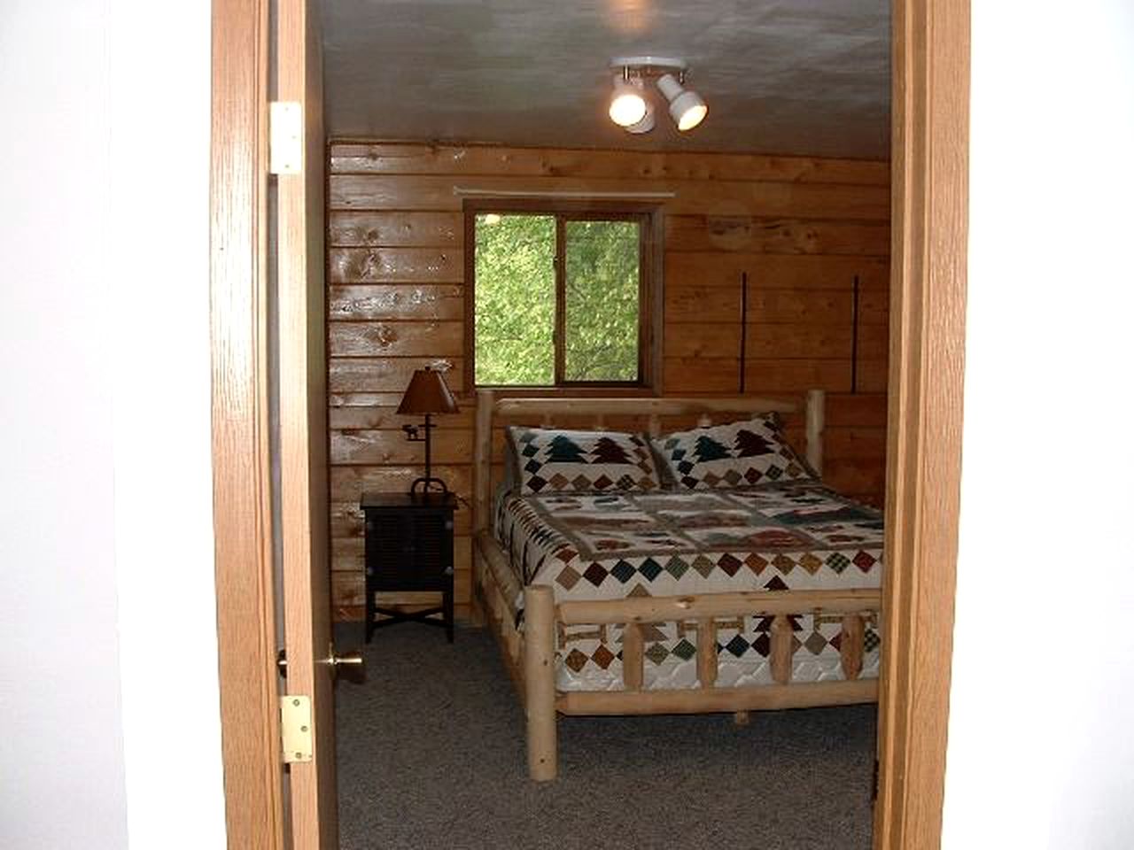 Comfortable Rustic Cabin Rental with a Sauna and a Fire Pit on Alaska's Kenai River