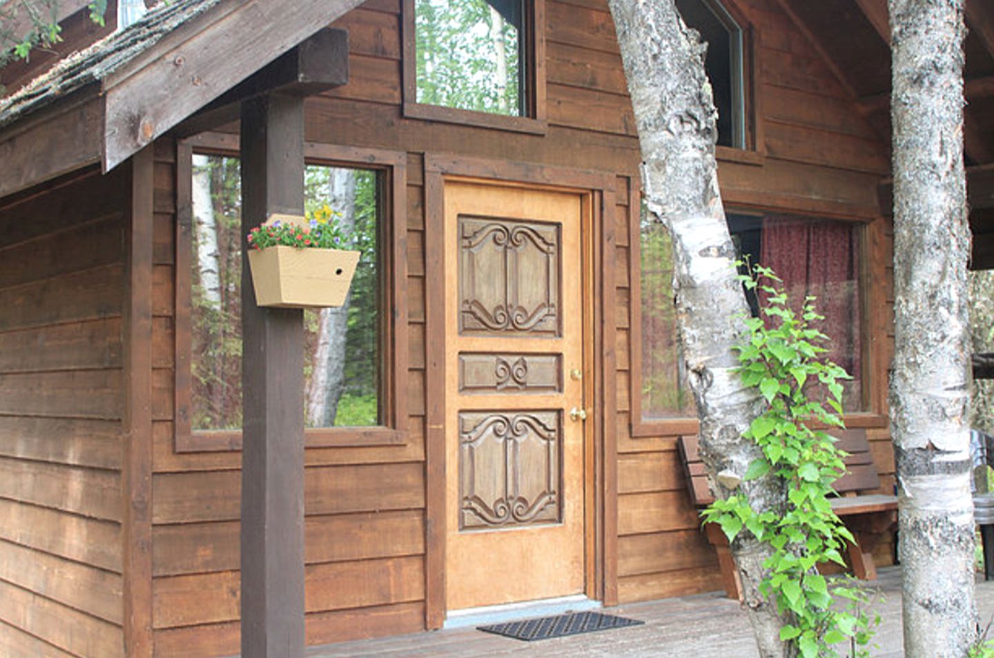 Homey Cabin Rental near the Kenai Wildlife Refuge in Sterling, Alaska