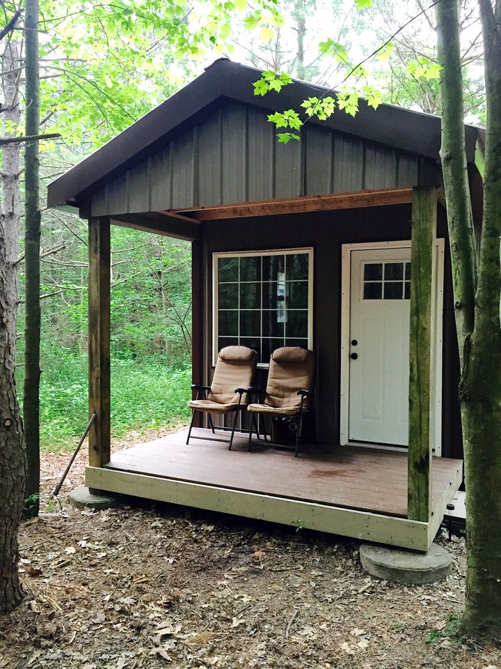 Rural Woodland Cabin Rental close to Keuka Lake near Rochester