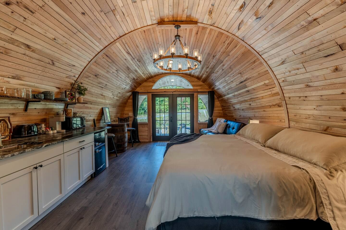 Cozy Wine Barrel Stay with Fire Pit on Keuka Lake Wine Trail near Penn Yan, New York