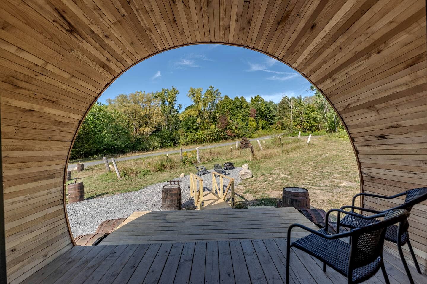 Cozy Wine Barrel Stay with Fire Pit on Keuka Lake Wine Trail near Penn Yan, New York
