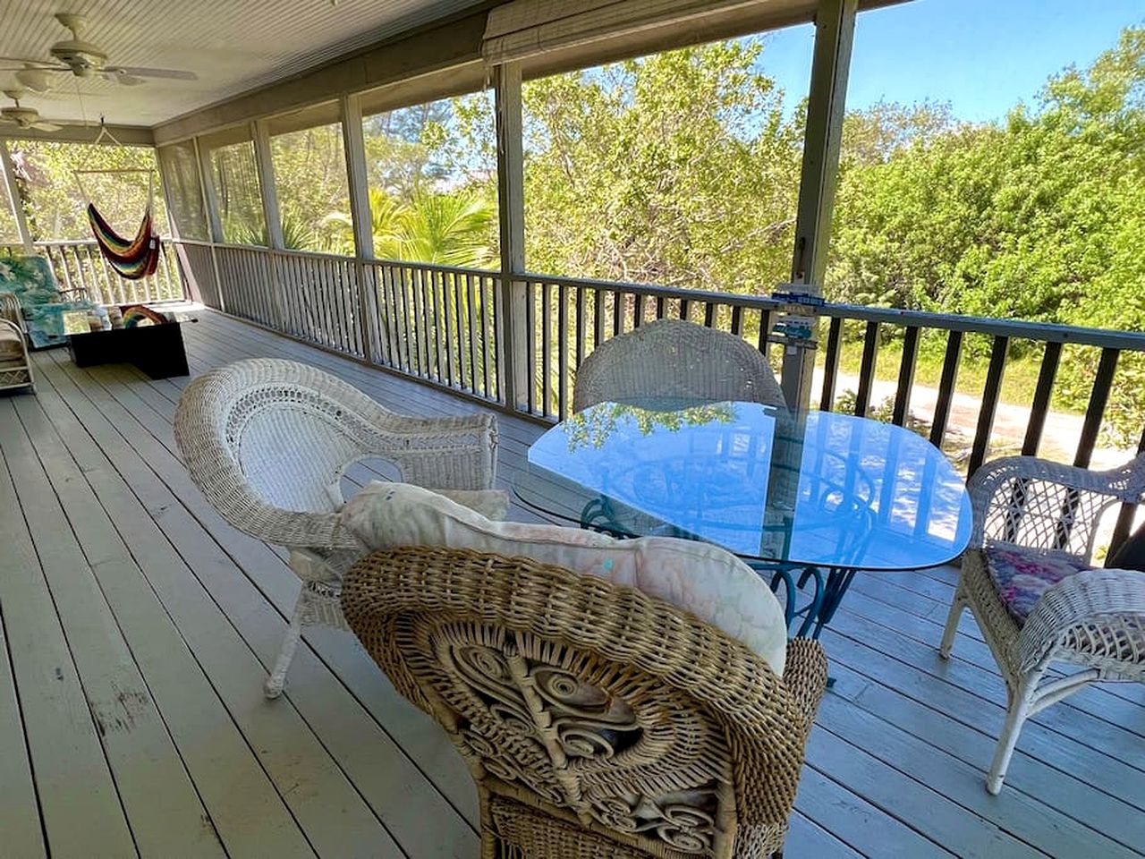 Charming Tropical Treehouse with Kayaks near Little Gasparilla Island, Florida