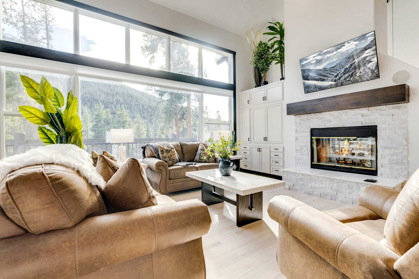 Luxury Mountain Retreat with Sauna & Entertainment Lounge near Keystone Resort in Keystone, Colorado