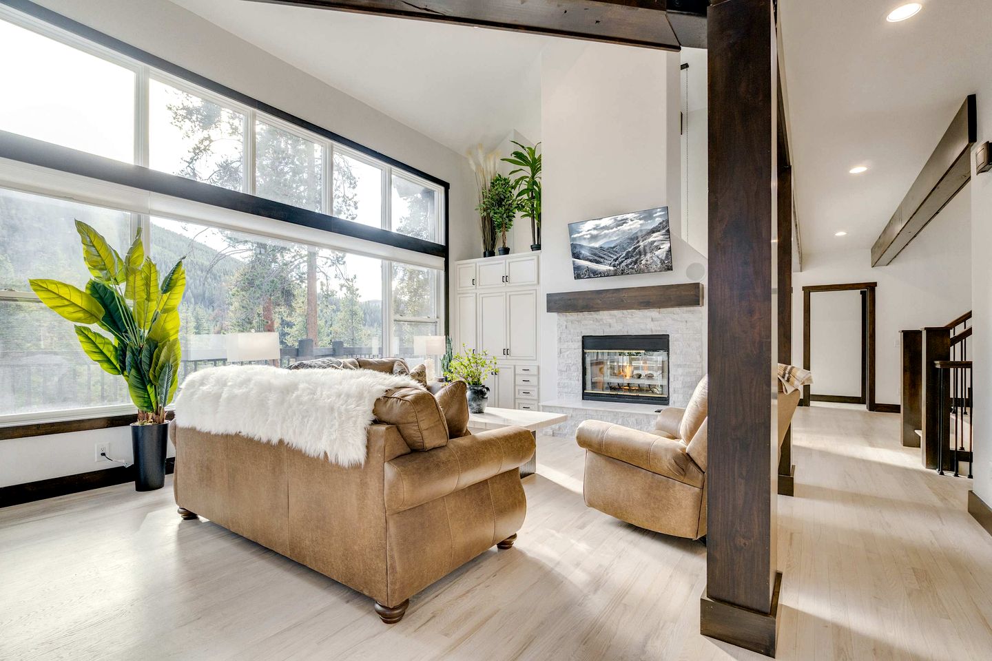 Luxury Mountain Retreat with Sauna & Entertainment Lounge near Keystone Resort in Keystone, Colorado