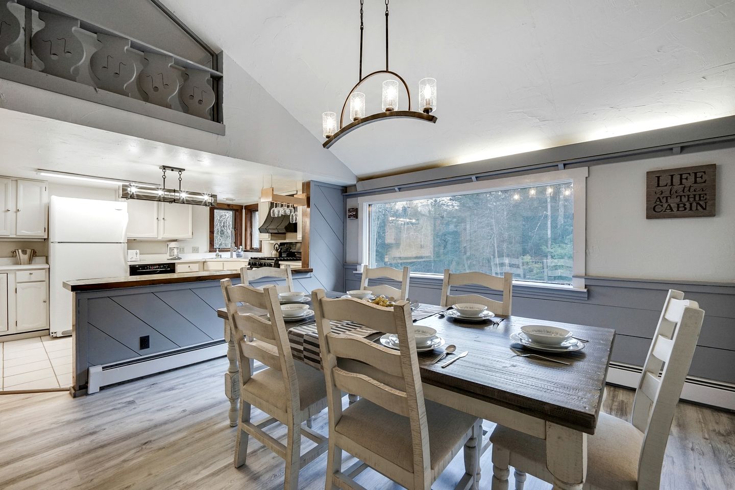 Stunning Modern Cabin with Fire Pit in Killington, Vermont