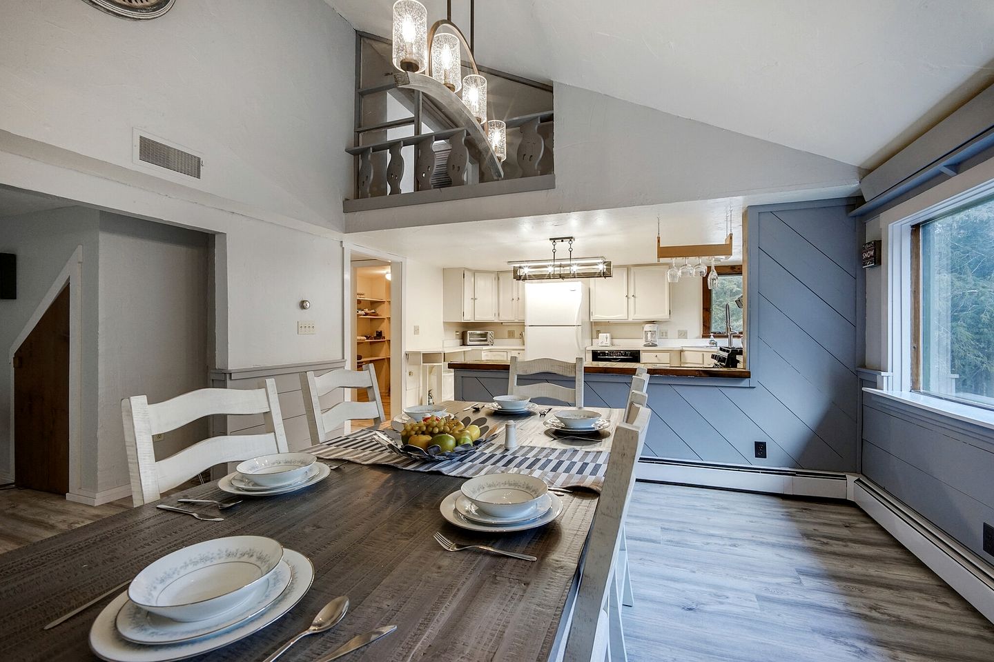 Stunning Modern Cabin with Fire Pit in Killington, Vermont