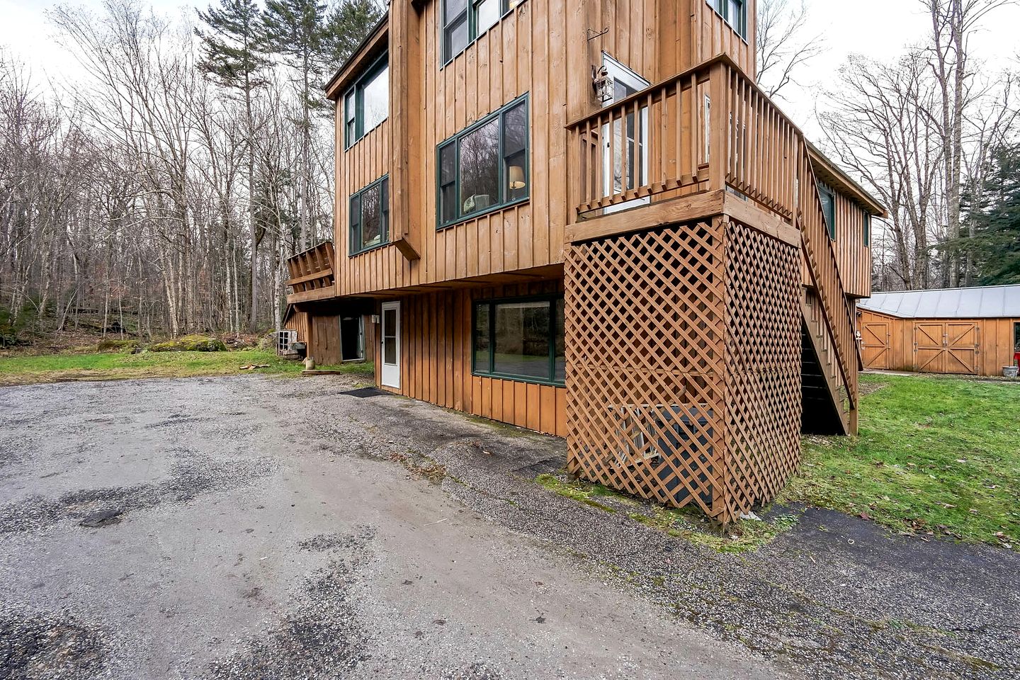 Stunning Modern Cabin with Fire Pit in Killington, Vermont