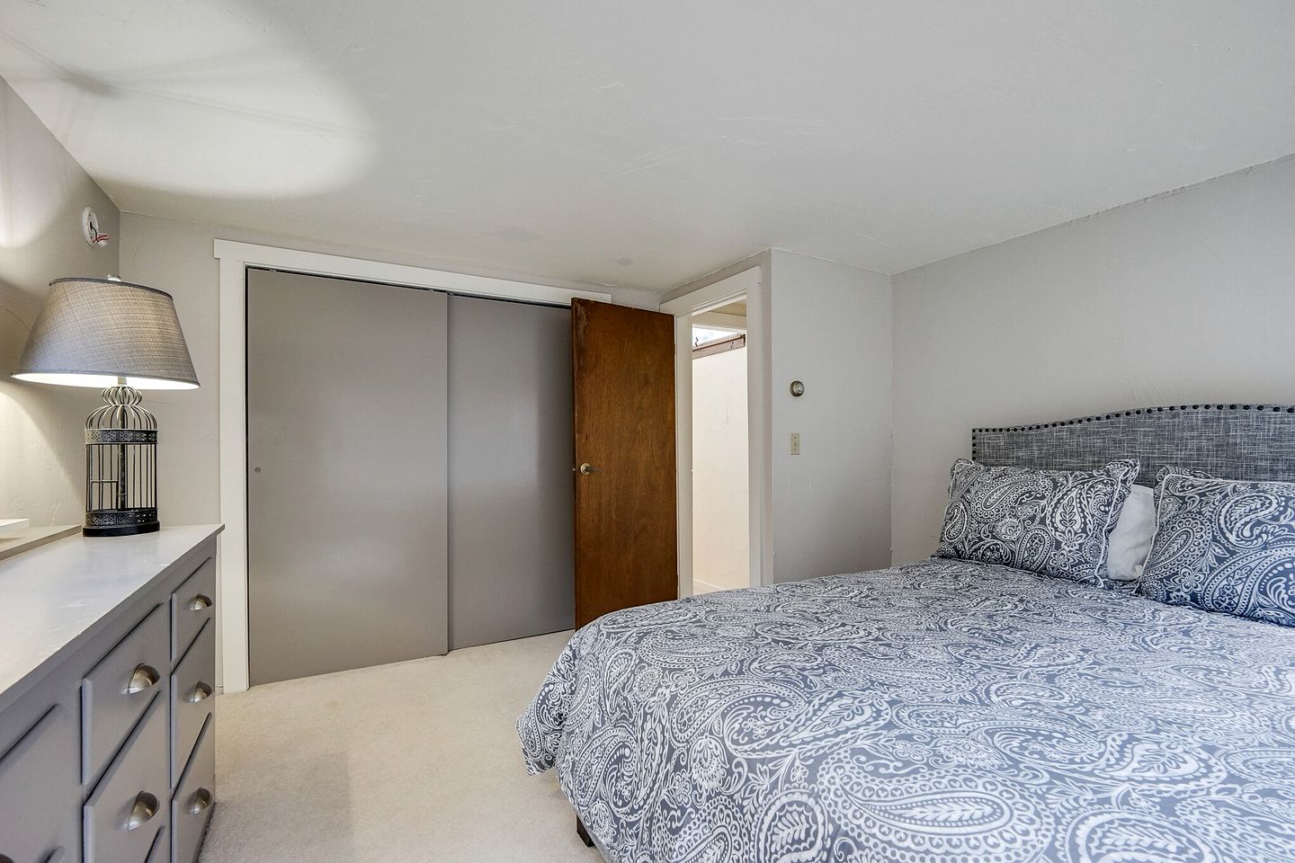 Stunning Modern Cabin with Fire Pit in Killington, Vermont