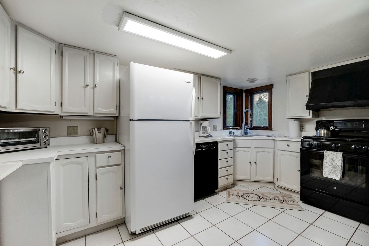 Stunning Modern Cabin with Fire Pit in Killington, Vermont