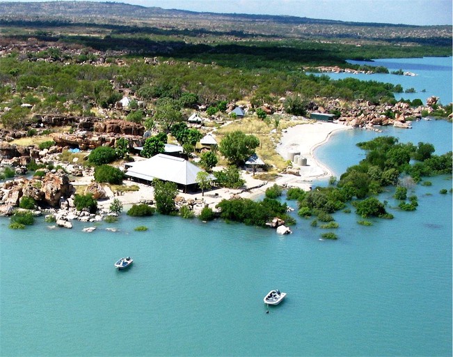 Beach houses (Kununurra, Western Australia, Australia)