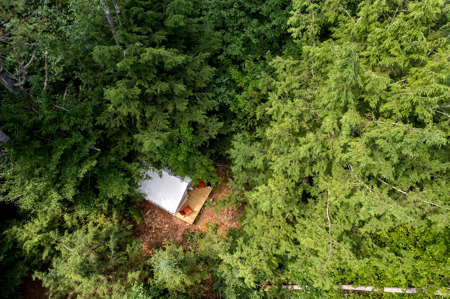 King Deluxe Glamping Tent w/ Private Raised Deck, Fire Pit, Gas Grill, Pet-Friendly Stay in Broadalbin, New York