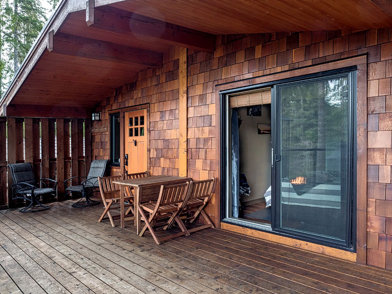 Vacation Rental Port Renfrew, British Columbia Glamping Hub