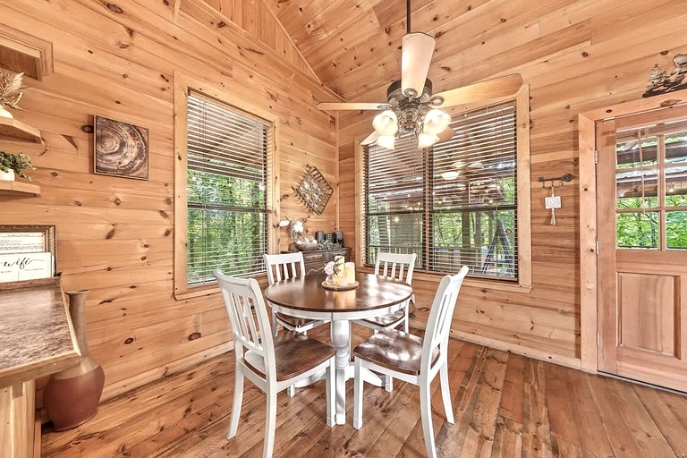 Vacation Rentals (United States of America, Broken Bow, Oklahoma)