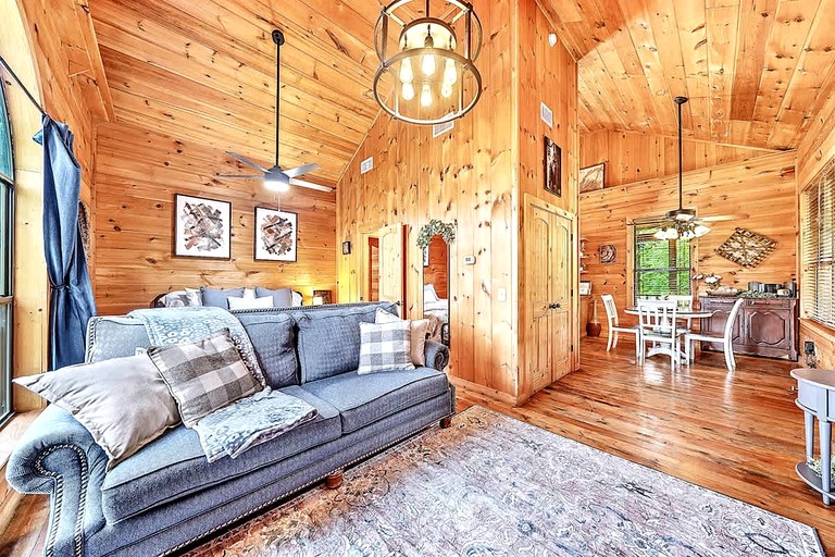 Vacation Rentals (United States of America, Broken Bow, Oklahoma)