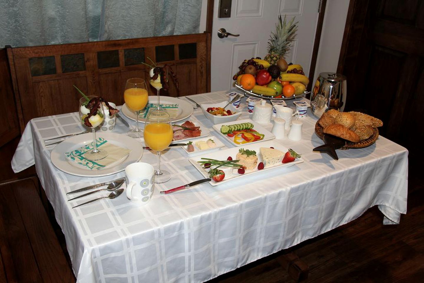 Stylish Bed and Breakfast Suite Rental with Superb Facilities in Kitimat, British Columbia