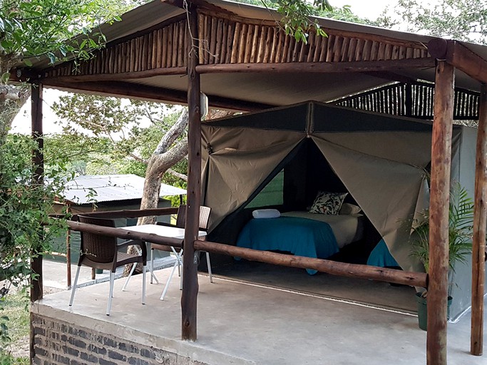 Safari Tents (Kwamazambane, KwaZulu-Natal, South Africa)