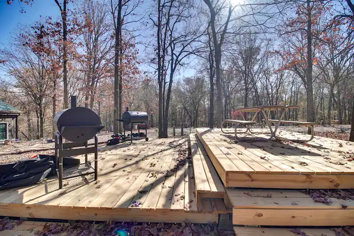 Tranquil Ozarks Studio Retreat with Woodland Views, Near Fishing, Hiking & Gentry, AR