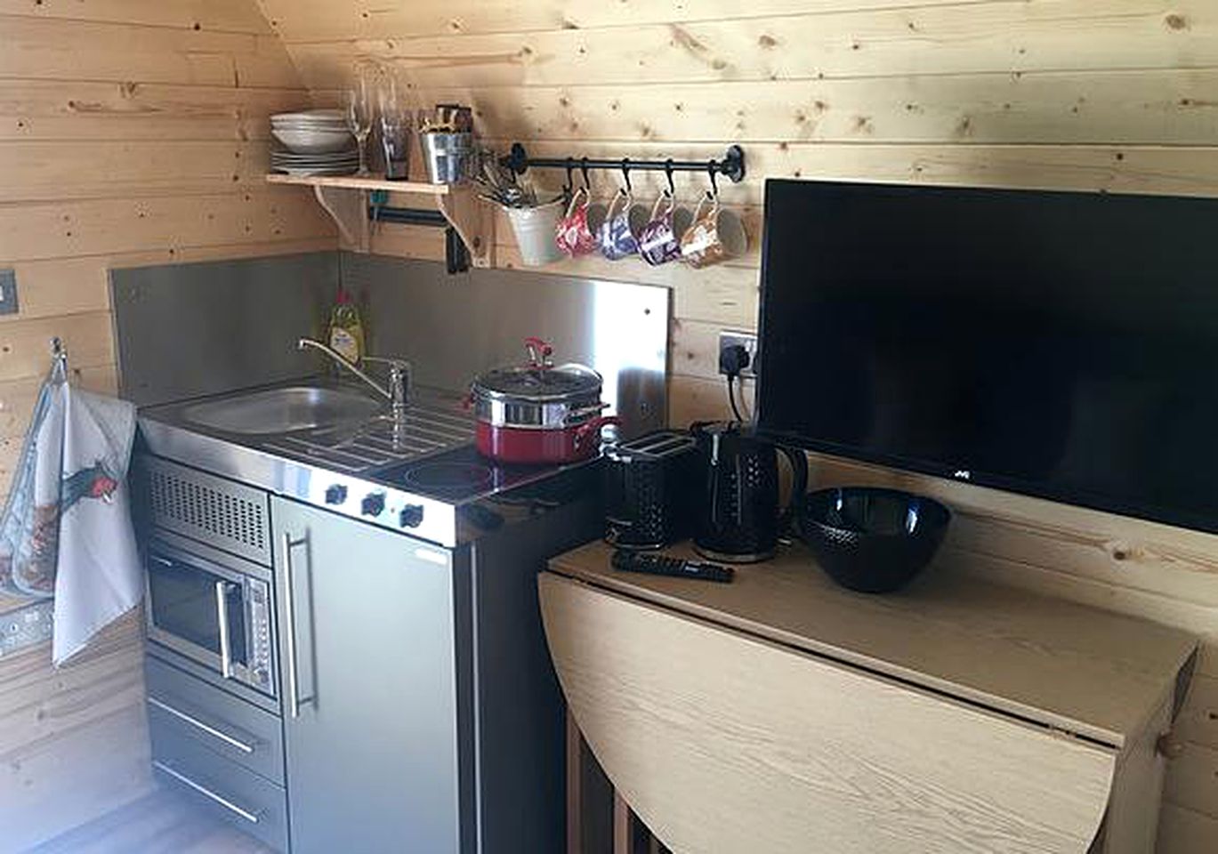 Delightful Pod Rental for a Holiday near the Peak District, Cheshire