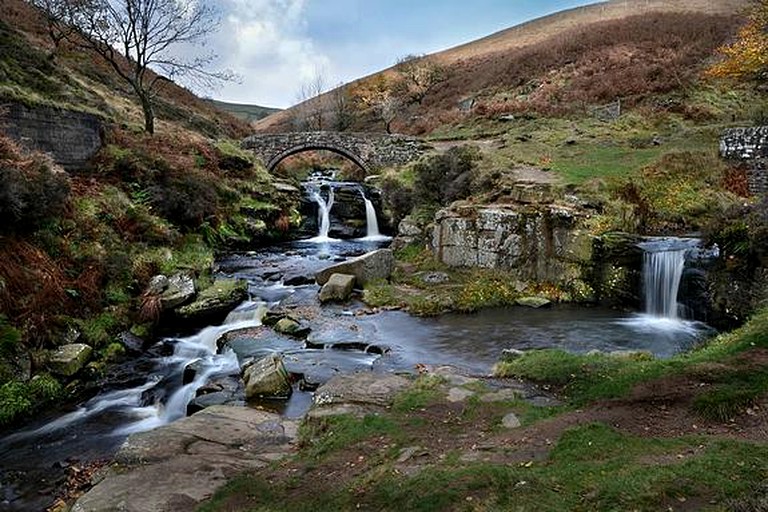 Pods (Macclesfield, England, United Kingdom)