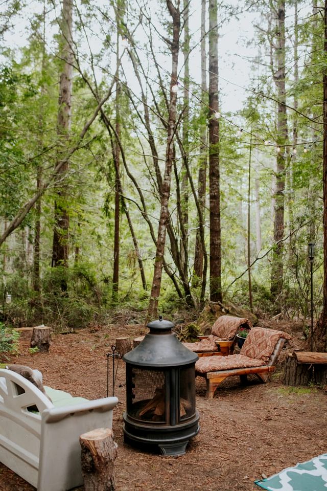 Cozy Forest Caravan Near the Coast in Albion, California