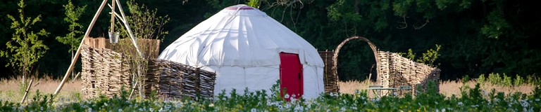 Yurts (Horsham, England, United Kingdom)