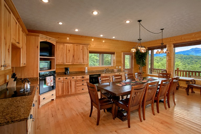 Cabins (United States, Gatlinburg, Tennessee)